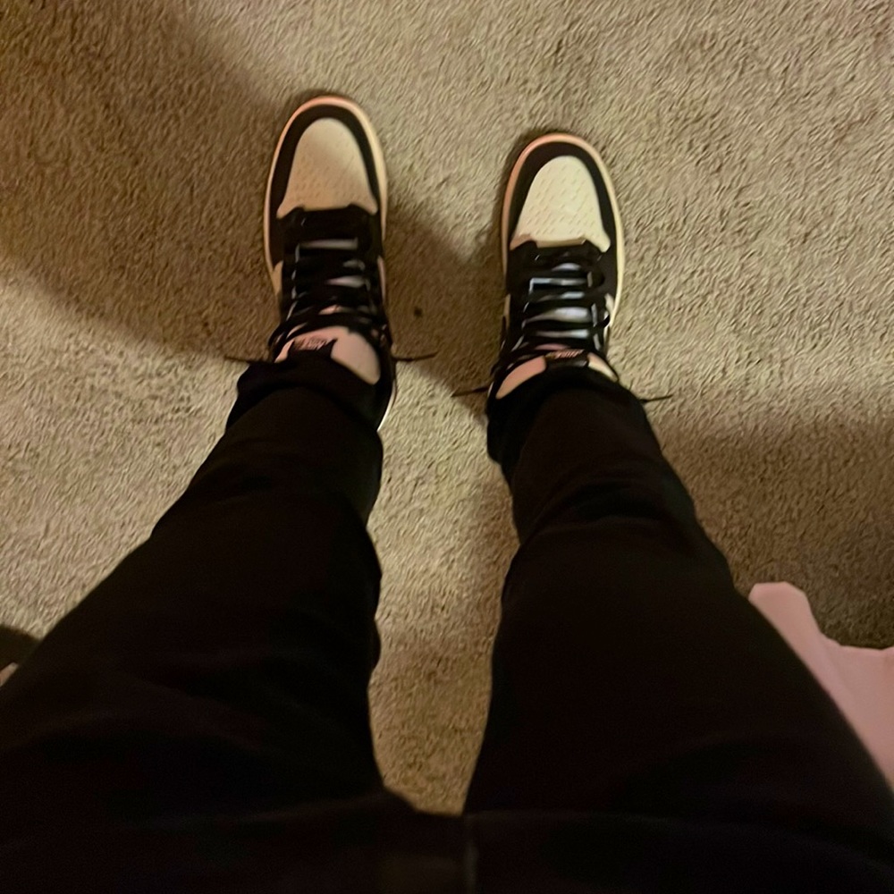 Skinny black jeans